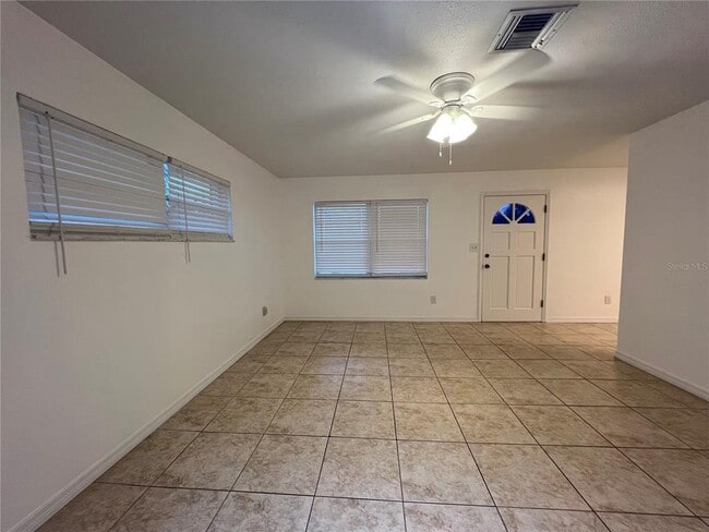 Building Photo - 1238 Woodmere Dr