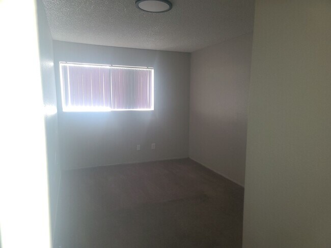 Building Photo - 1079 Patterson Ave