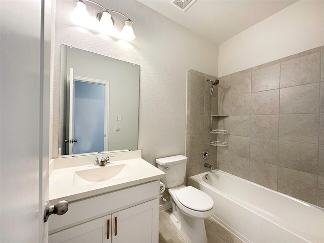 Building Photo - 23610 Carducci Dr