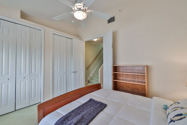 Building Photo - 1593 Pinellas Bayway S