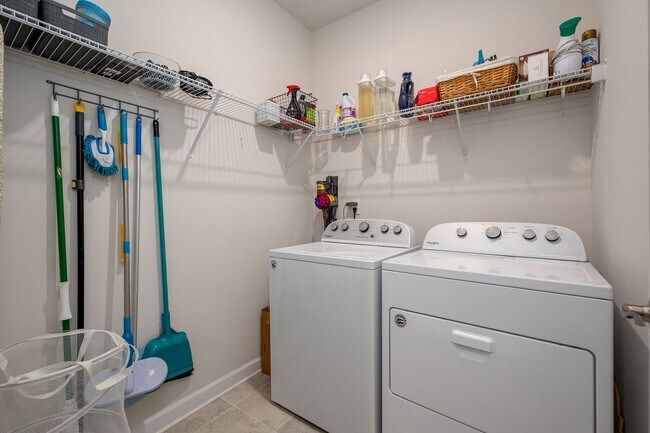 Building Photo - SOLAR Powered 3-Bedroom, 2-Bathroom Single...