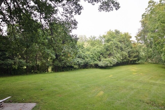 Building Photo - 24 Lake Ave