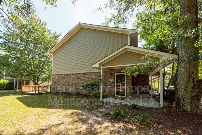 Building Photo - 1196 Julian Clark Rd