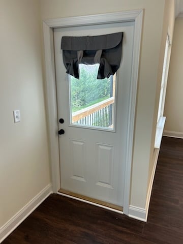 Building Photo - 5546 Stream Ln