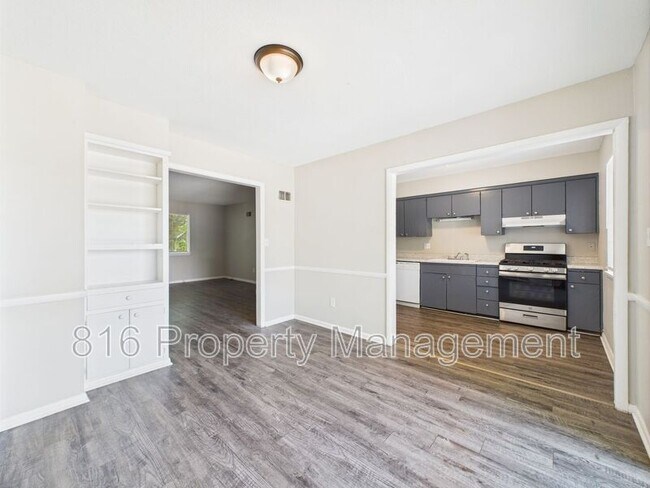 Building Photo - 8030 Campbell St