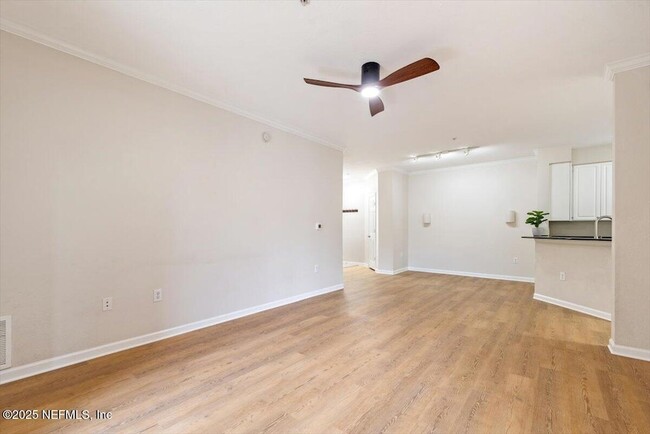 Building Photo - 8539 Gate Pkwy W
