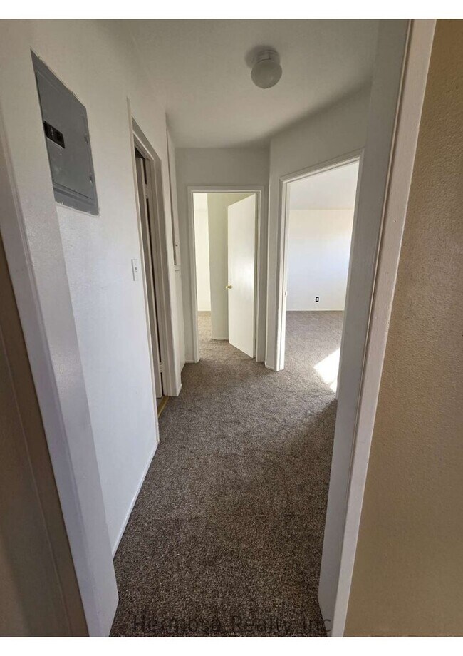 Building Photo - 1234 W J St