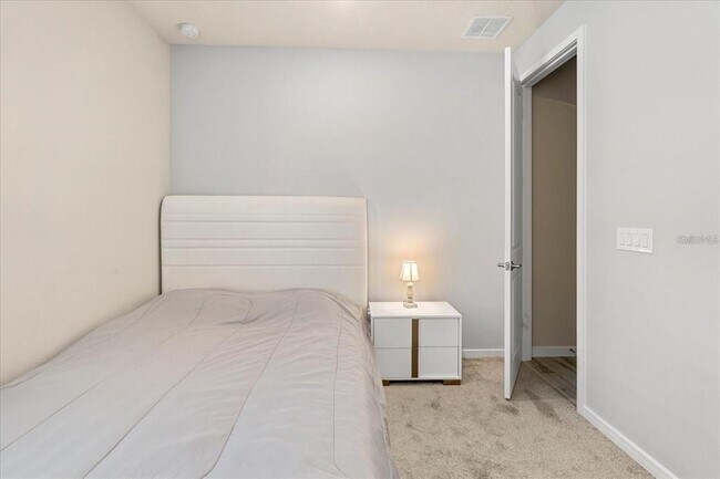 Building Photo - 5058 Sparkling Water Wy