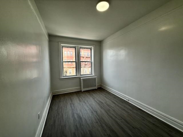 Building Photo - 872 Broadway