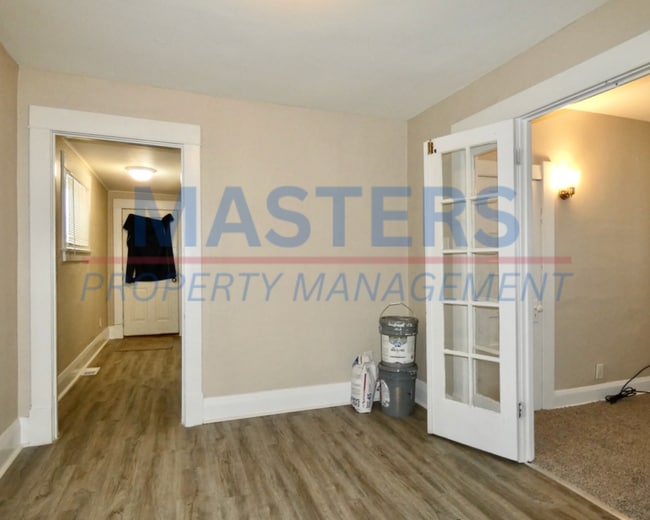 Building Photo - 515 Plymouth St