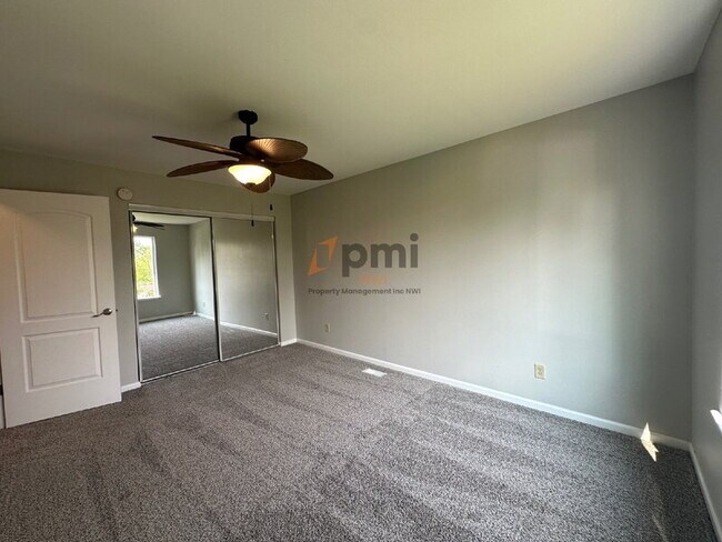 Building Photo - 1031 W 59th Pl
