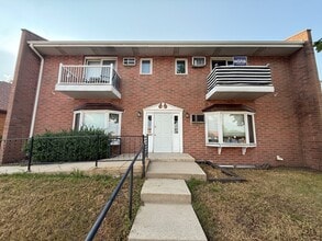 Building Photo - 11038 W National Ave