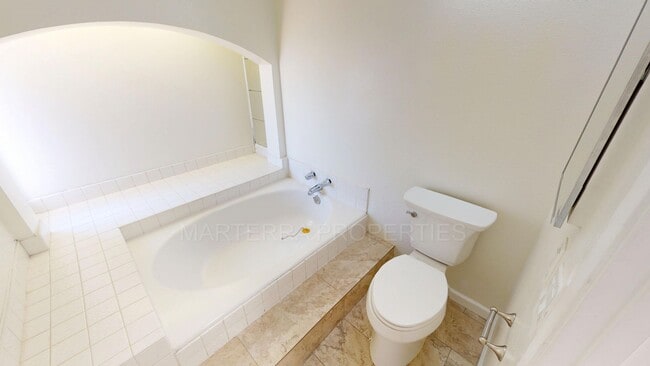 Building Photo - Beautiful 3 Bedroom Home in Garden Grove