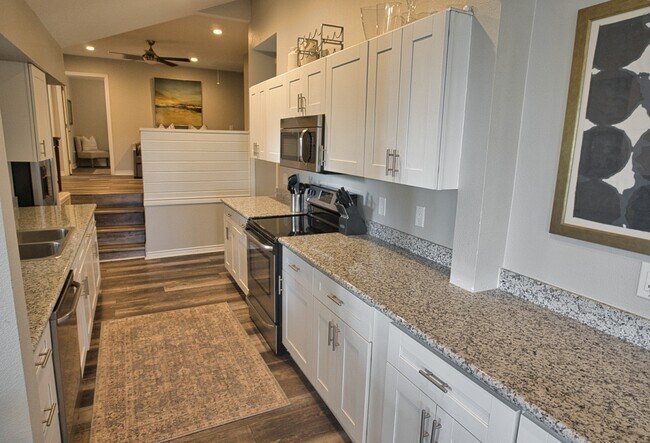 Building Photo - 1288 County Rd 297