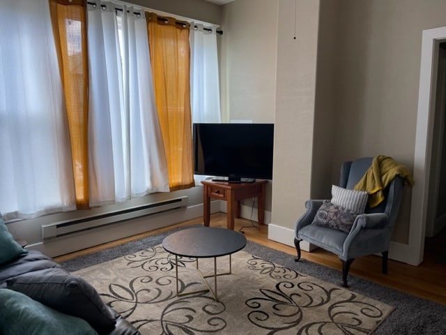 Building Photo - 644 W Galena St