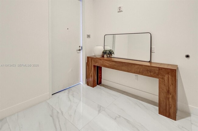 Building Photo - 17550 Collins Ave