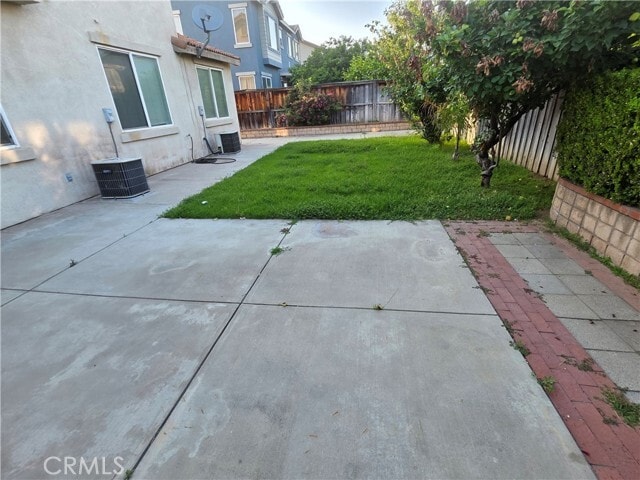 Building Photo - 7853 La Tour Ct