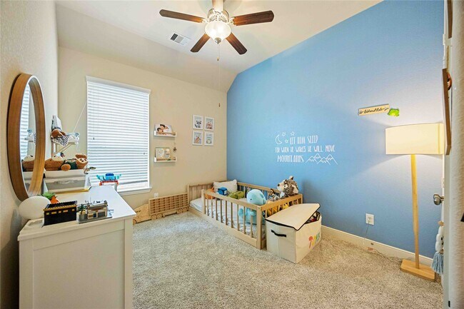 Building Photo - 931 Abelia Ave