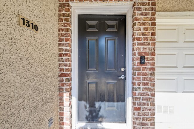 Building Photo - 12707 Boheme Dr