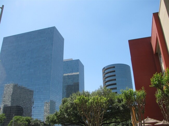 Building Photo - 4008 Tennyson St