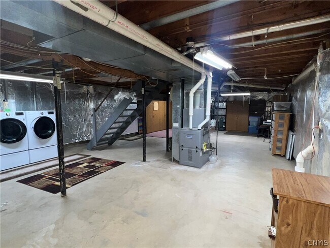 Building Photo - 6314 Hardwood Ln
