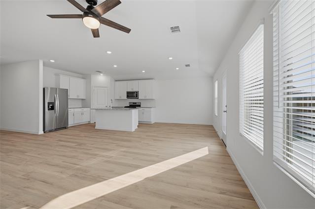 Building Photo - 2222 Rannoch St