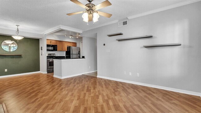 Building Photo - 3275 Haviland Ct