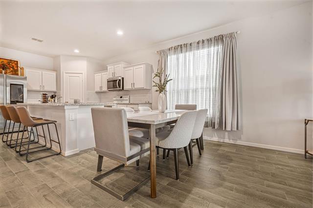 Building Photo - 8633 Angel Gardens Dr