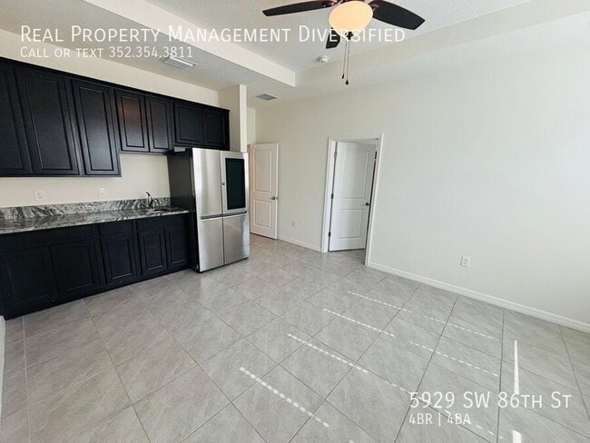 Building Photo - 5929 SW 86th St