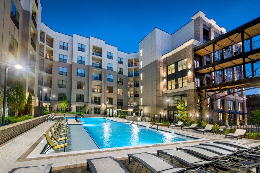 Primary Photo - Chamblee City Heights Apartments