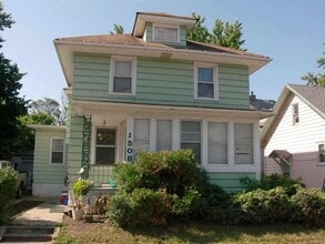 Building Photo - 3bd 1ba single family home