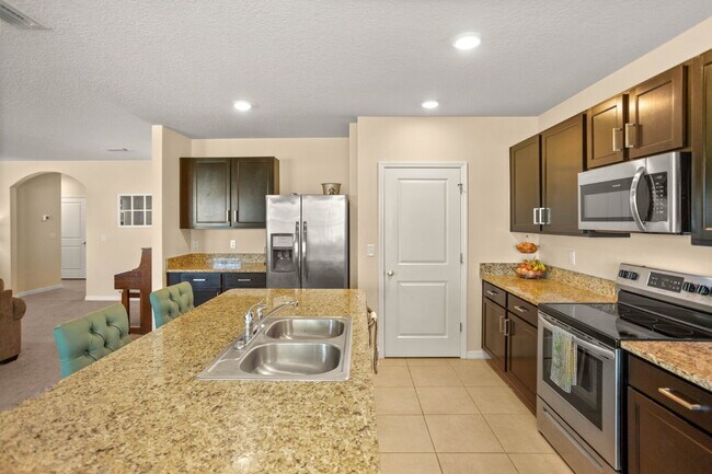 Building Photo - Move-In Ready! Beautiful 4-Bedroom Home with Modern Finishes & Room to Grow