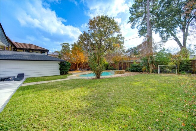 Building Photo - 1215 Bethlehem St