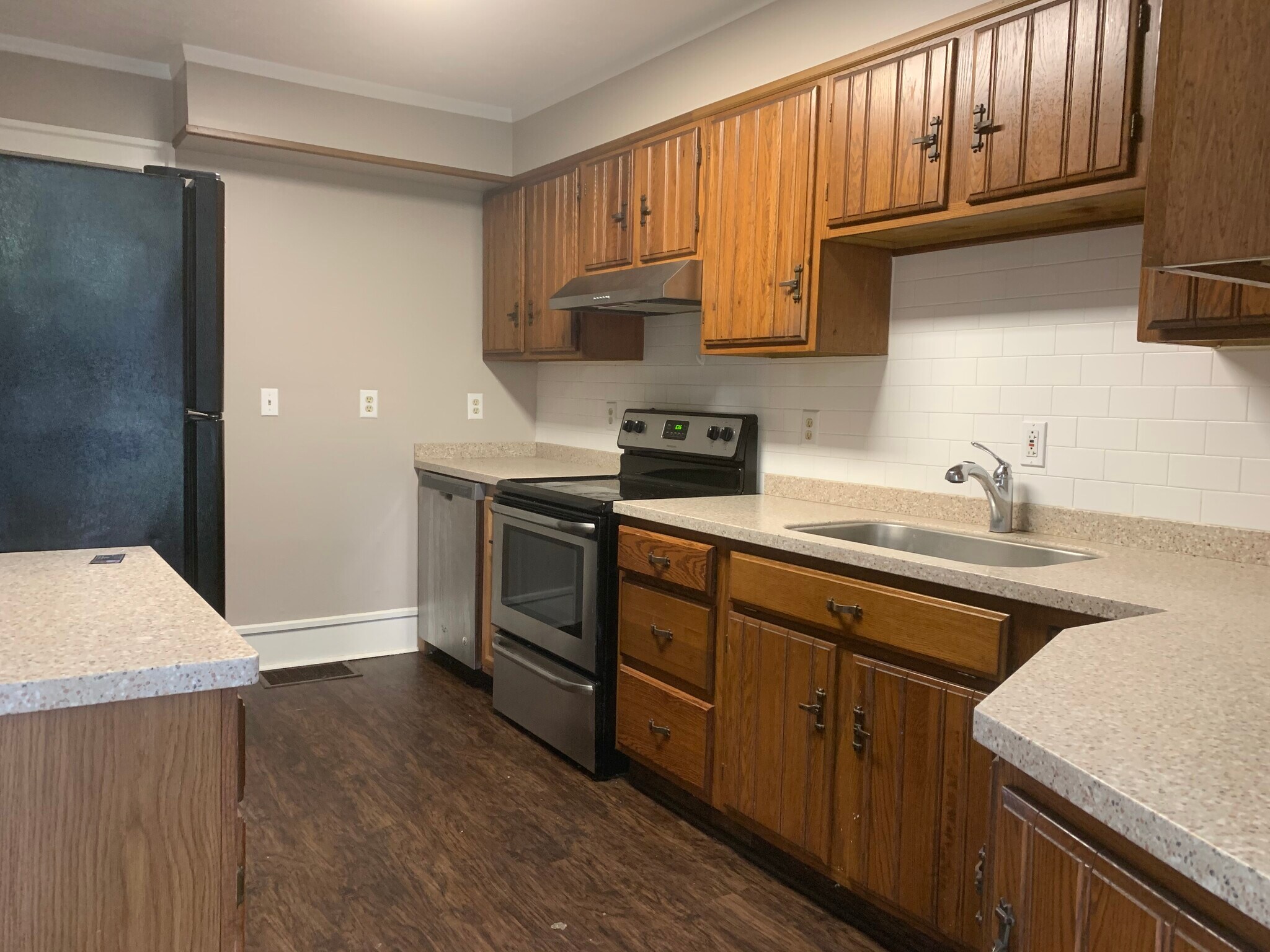 Building Photo - 206 Lafayette Rd