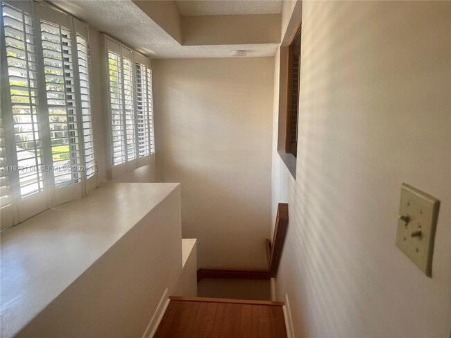 Building Photo - 9831 NW 1st Ct