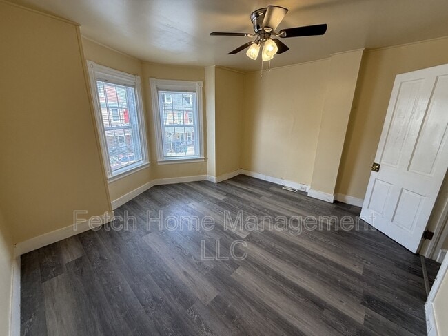 Building Photo - 830 Prangley Ave