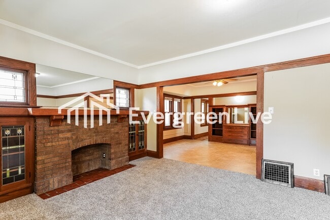 Building Photo - 2523 N 50th St