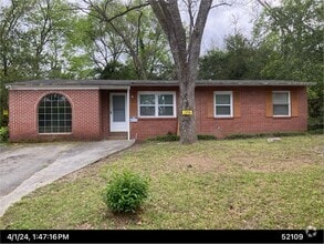 Building Photo - 2418 Adger Rd