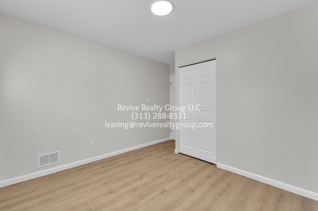 Building Photo - 15796 Kerstyn St