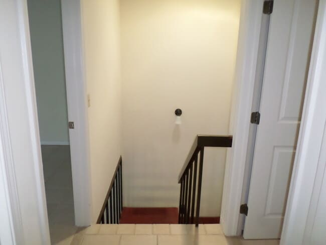 Building Photo - UTC 3 bedroom Townhome
