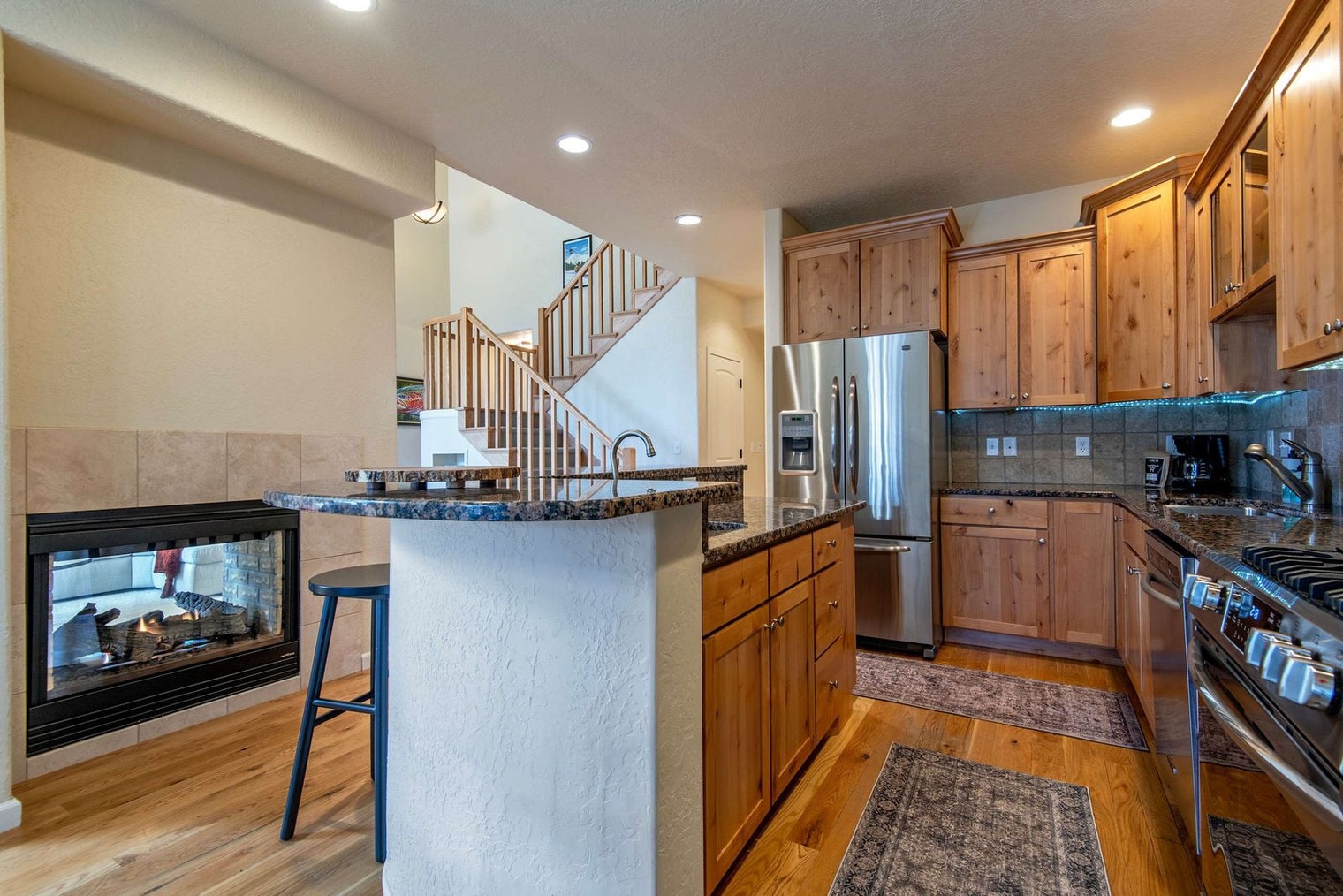 Building Photo - 129 Cobble Creek Ln