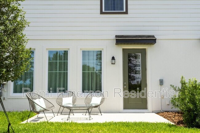 Building Photo - 640 Benoi Dr