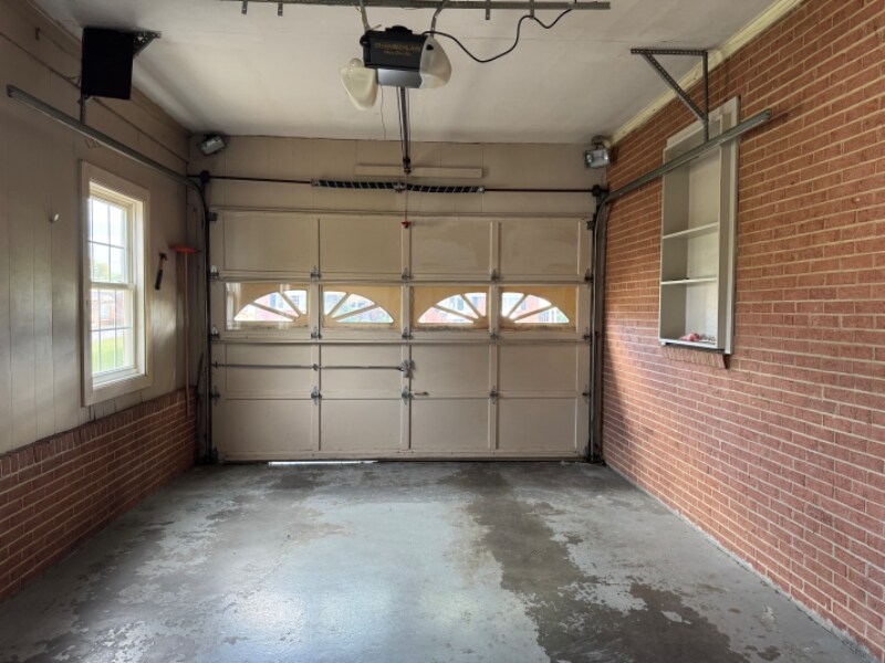 Building Photo - 105 West St