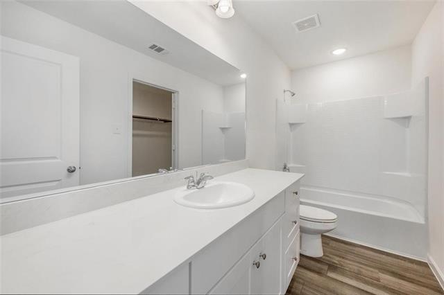 Building Photo - 1708 Washington St