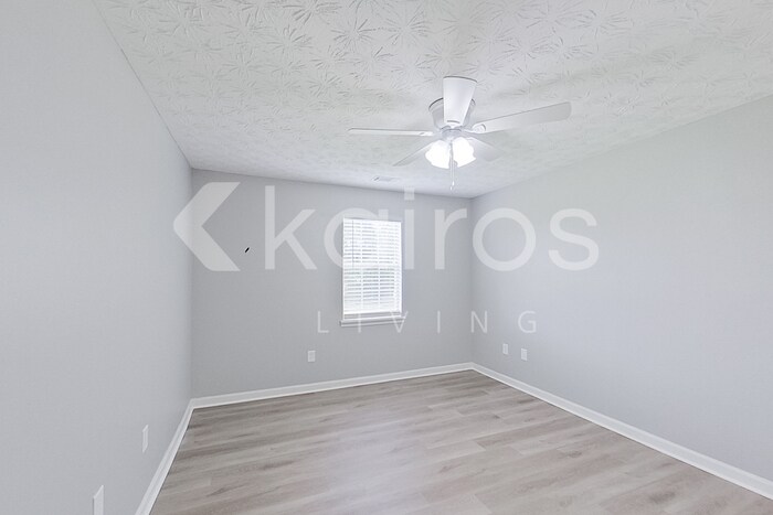 Building Photo - 110 Fawn Dr