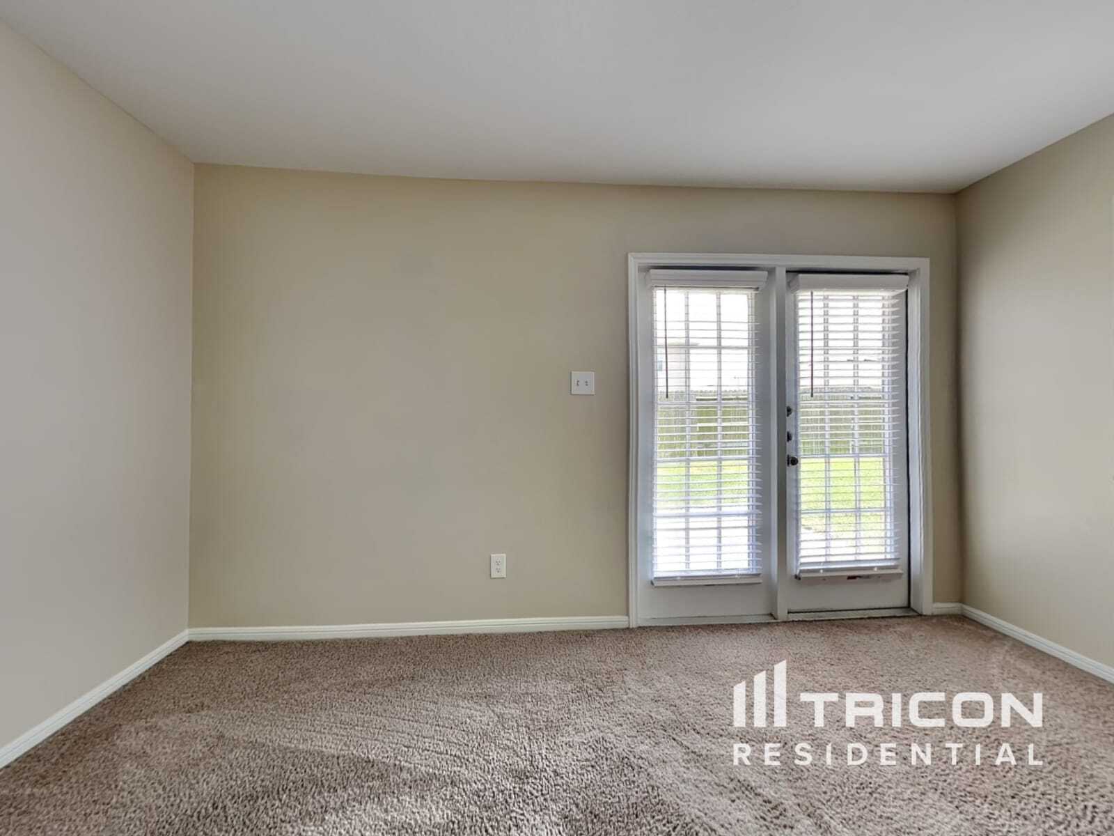 Building Photo - 308 Summer Horse Dr
