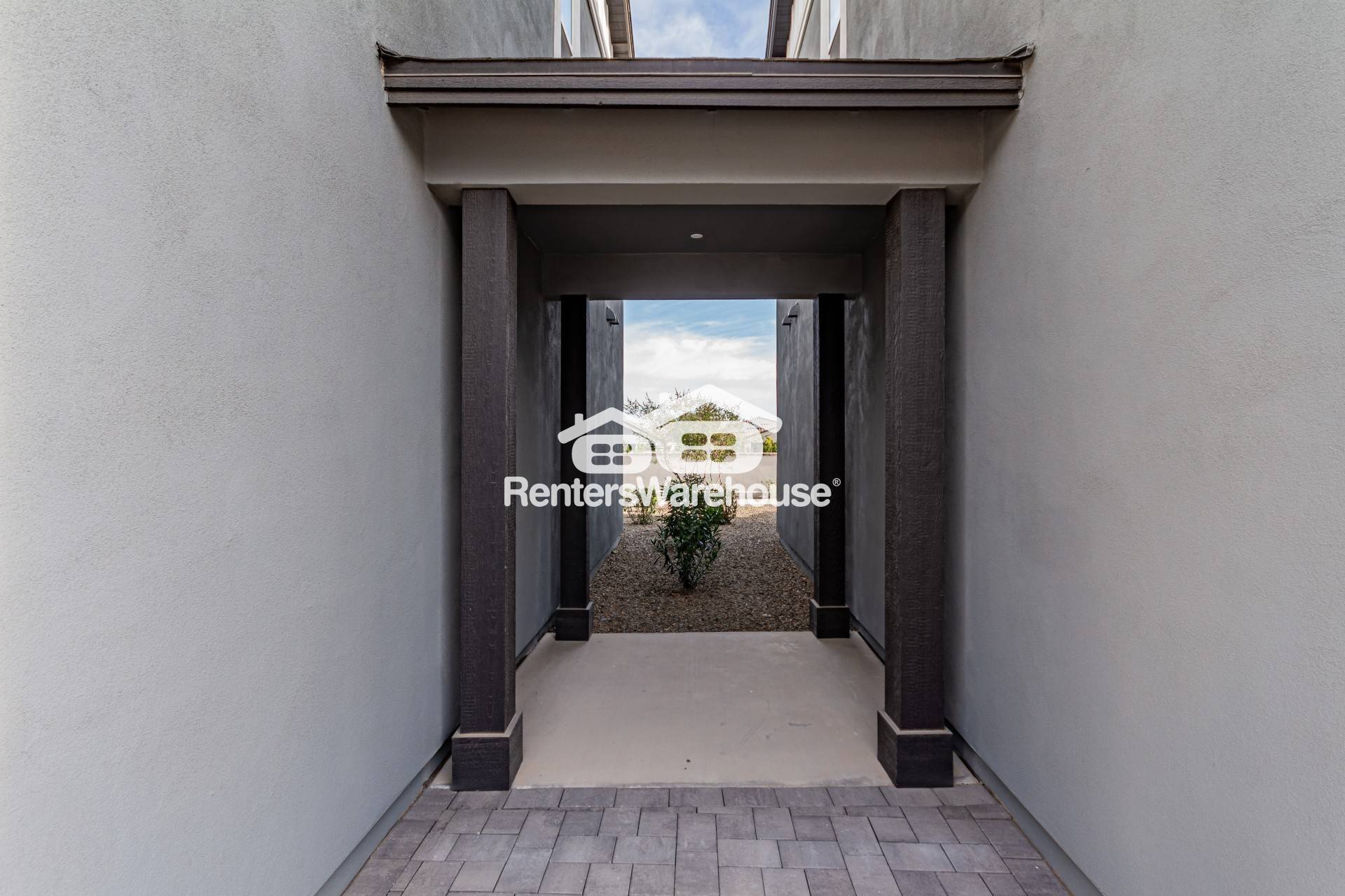 Building Photo - 11300 N Casa Dega Dr