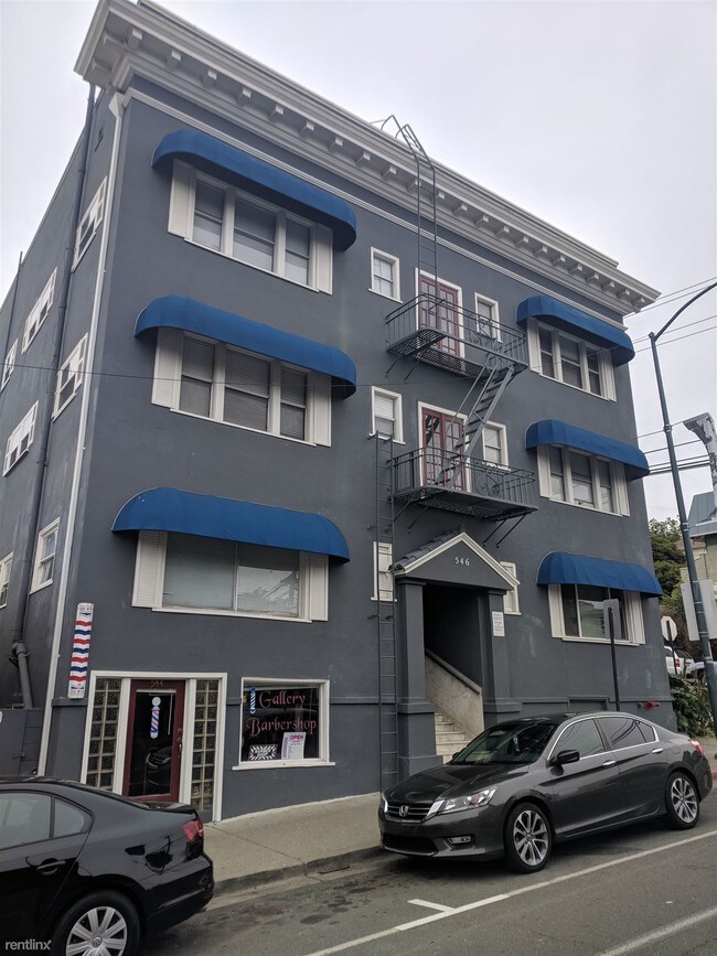 Building Photo - 546 Georgia St