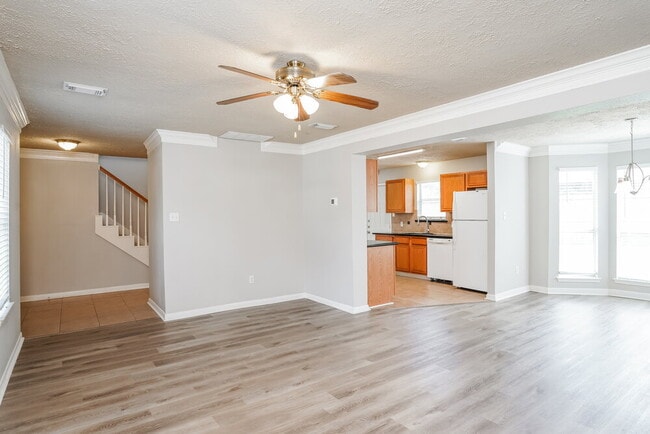 Building Photo - 20415 Blue Beech Dr