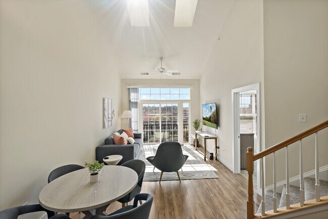 Building Photo - 2321 Mill Rd